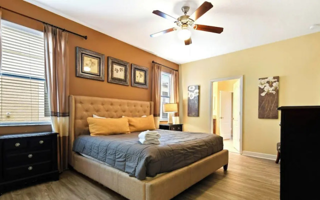 Spacious Getaway With Pool, Near Orlando Parks