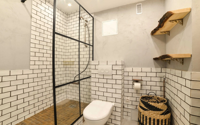 Rose & Garden - Eiffel Tower