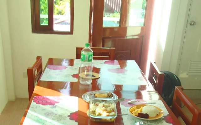 RedDoorz @ Recaido Road Palawan