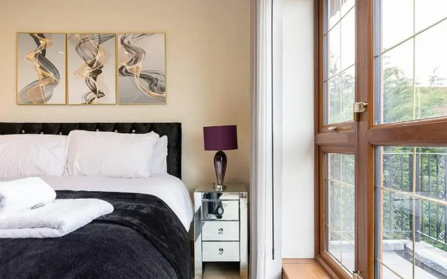 Boutique Green Acre Views