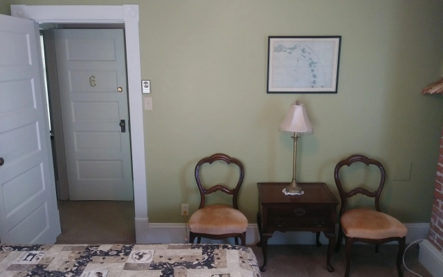 Steamers Bed & Breakfast