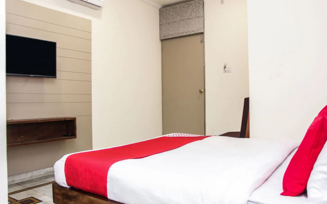 Collection O 14600 Hotel Chawla