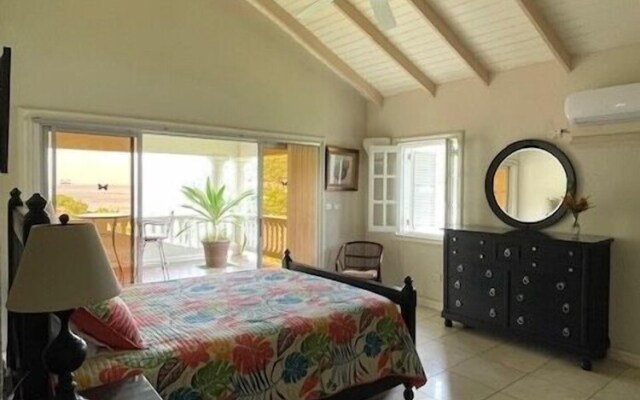 Beautiful 5-Bedroom Villa Ashiana in Marigot Bay 5 Villa by RedAwning