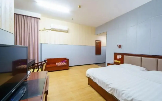 Nanning Hongtu Business Hotel (Railway Station)