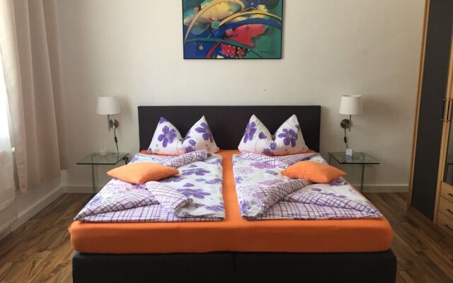 Lorenz Apartment