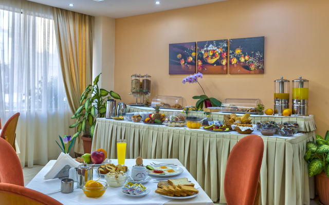 Nefeli Hotel
