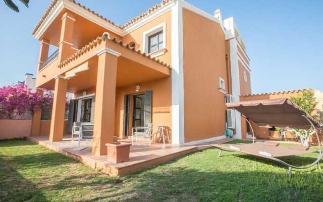 OleHolidays Adosado Villas y Golf Guadalmina urbanización privada