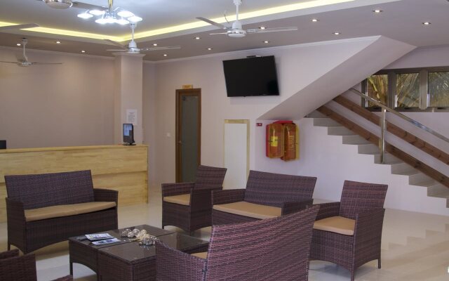 White Sand Lodge at Maafushi