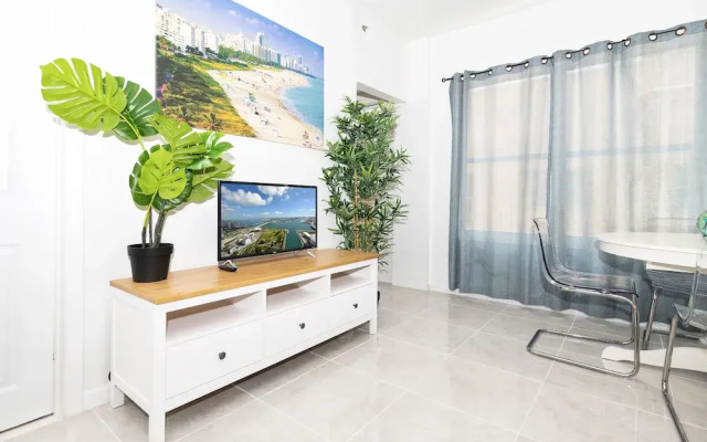Ocean Drive Apartments