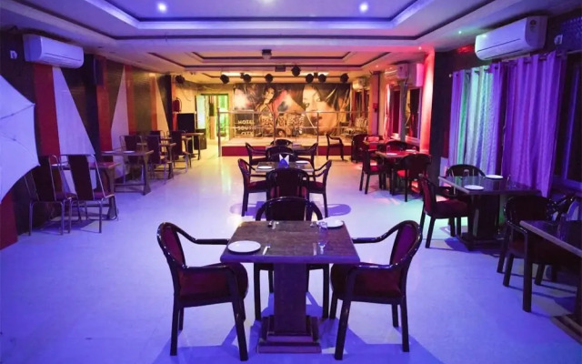 OYO 24971 Hotel South City