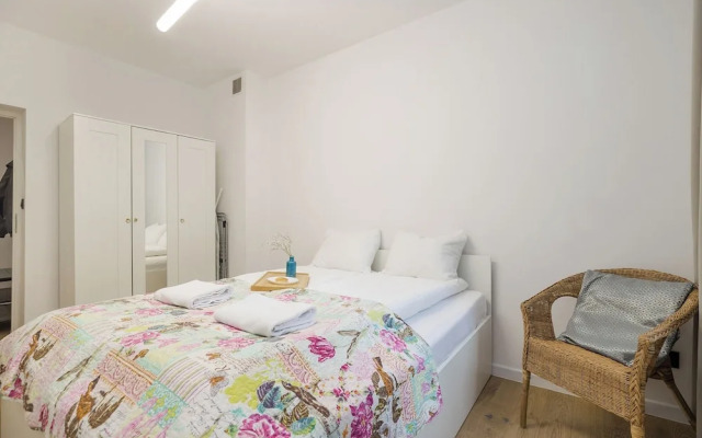 ShortStayPoland Stępińska B181