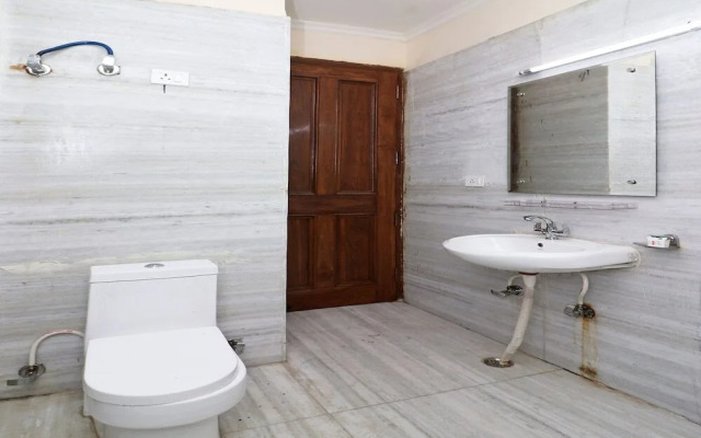 Hotel Comfort Stay Inn By OYO Rooms