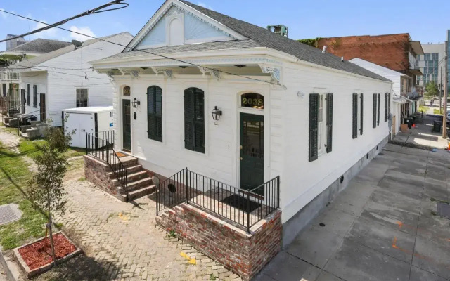 Iberville Quarters