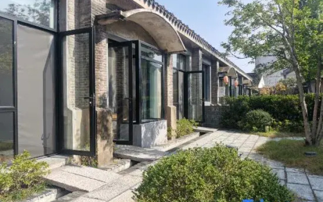 Suzhou Jiushu Resorts  Pingwang