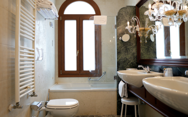 Hotel Antiche Figure