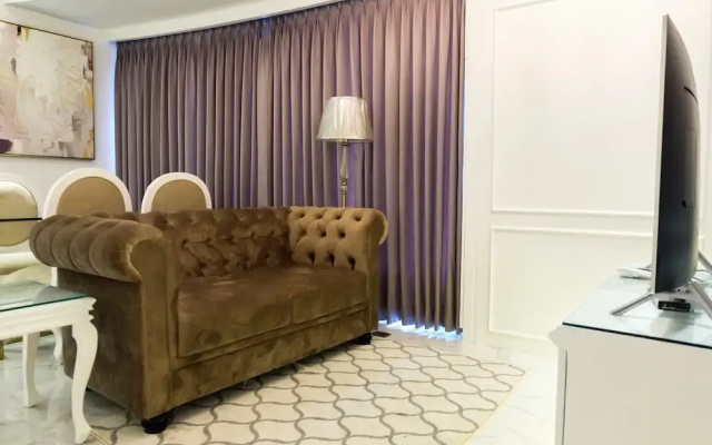 Luxurious 2BR Apartment @Grand Kamala Lagoon
