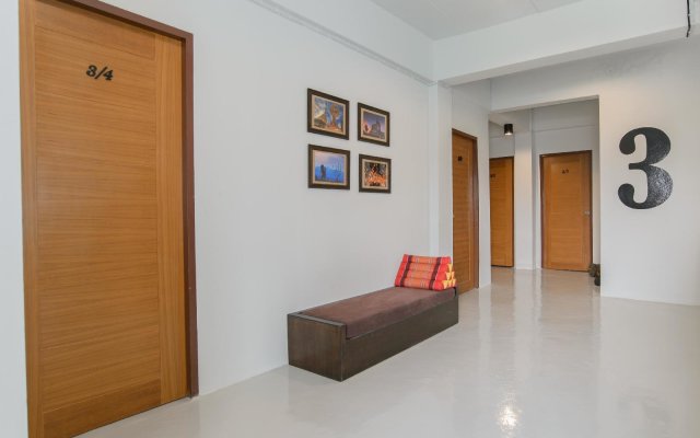Little Lanna Cafe and Premier Guesthouse