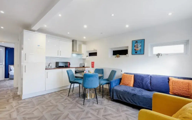 Apartment King House Hayes