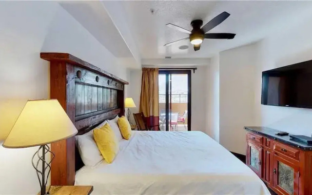 Paraiso ~ #8 2 Bedroom Condo