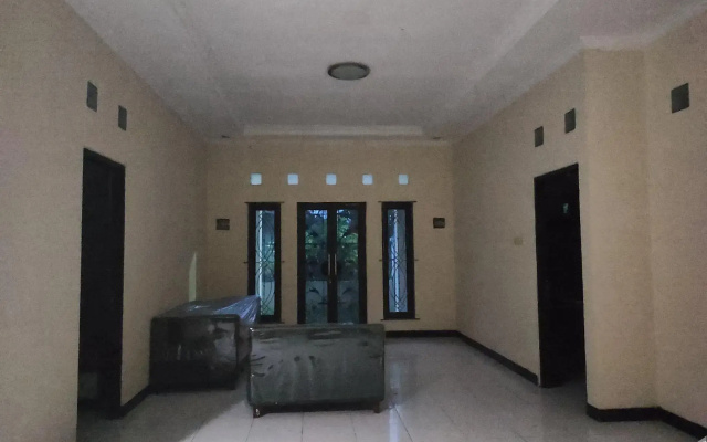 OYO 90346 Guest House Citra Pemuda Syariah