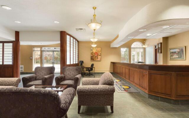 Days Inn by Wyndham Guelph