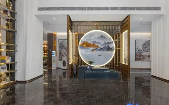 Jinjiang Metropolo Hotel (Hami Railway Station Branch)