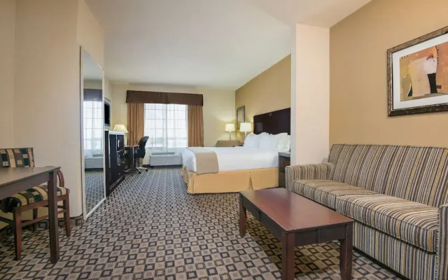 Holiday Inn Express Hotel & Suites Clovis