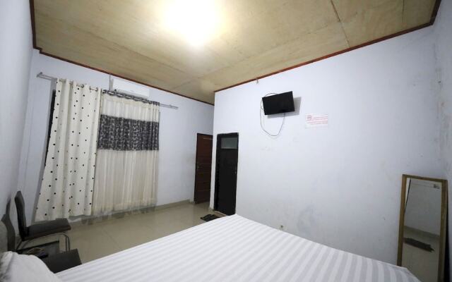 Hotel O Kos Citra Syariah Near Bukit Marezo