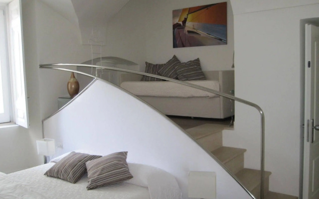 Edificio 15 House Elite