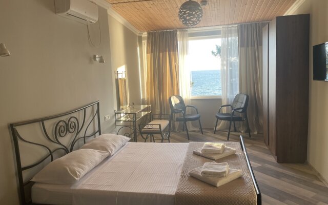Hotel Argo