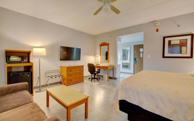 Quality Inn & Suites CVG Airport