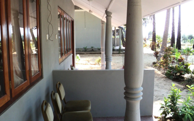 Charty Beach Resort