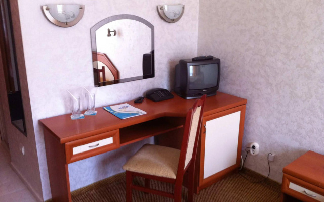 Zefir Hotel