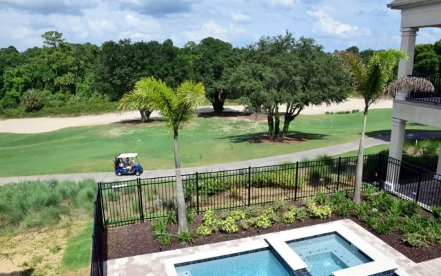 Villa W206 Excitement