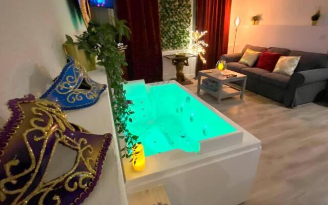 COSY & SPA JACUZZI "Suite Rubis"
