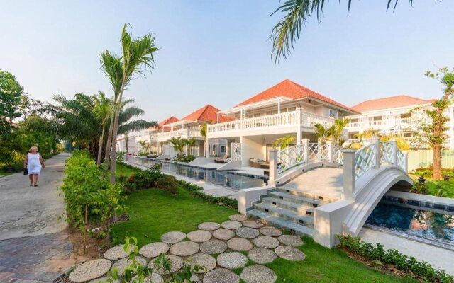 Mercury Phu Quoc Resort & Villas Hotel