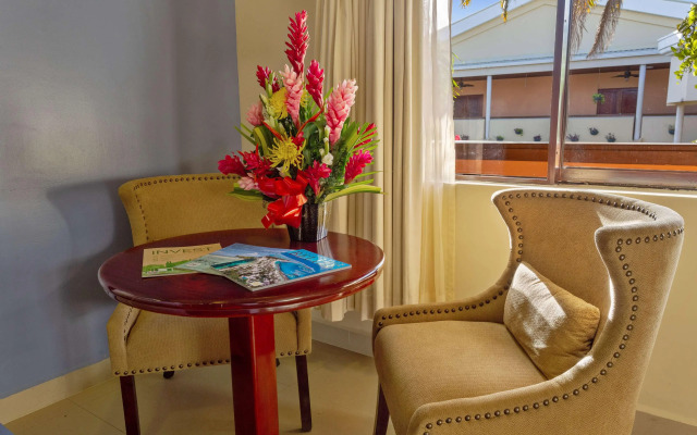 Best Western Plus Belize Biltmore Plaza