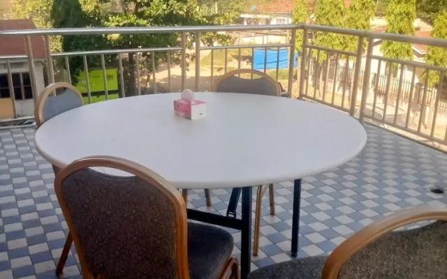 Favoured Hotel