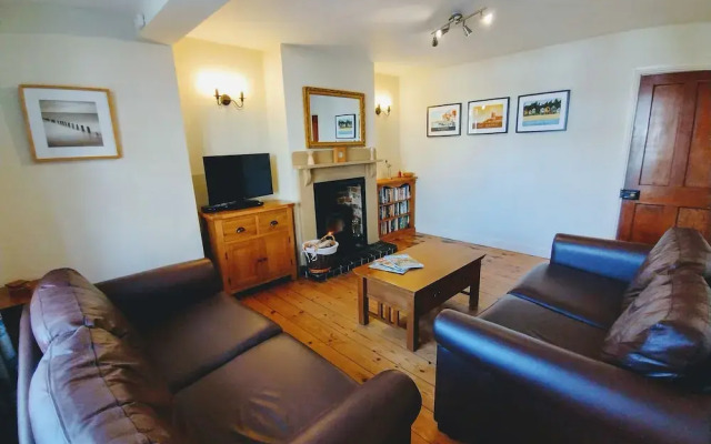 Beaconsfield Cottage