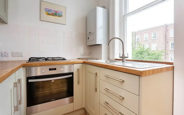 Clarendon Apartment