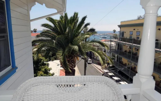 Studio 9 Hotel Catalina