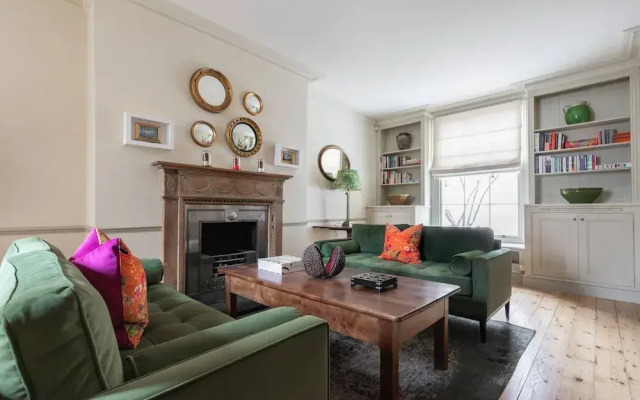 Kensington Place IV by Onefinestay