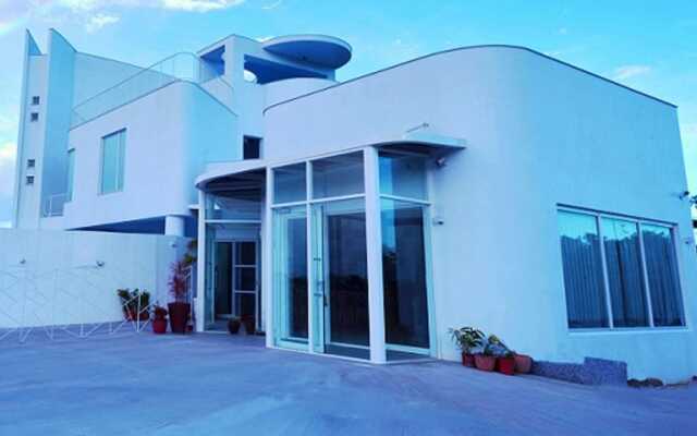 Calla Villa