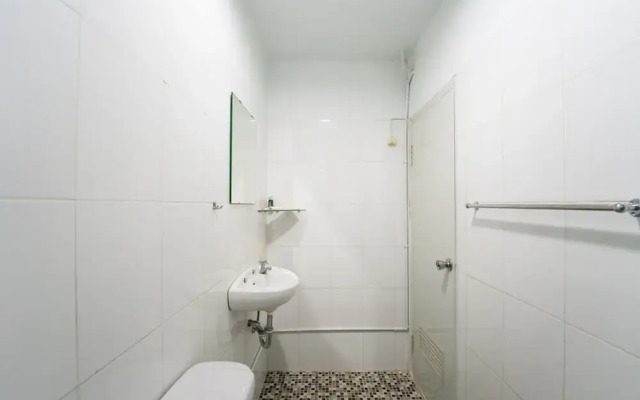 KoolKost near BTC Fashion Mall 2