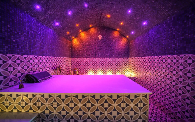 Macaris Suites and SPA