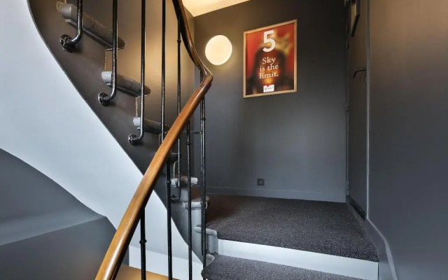 Oh La La! Hotel bar - Paris Bastille