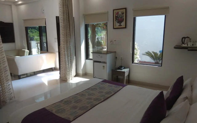 Ezzenza Mahayana Resort & Spa