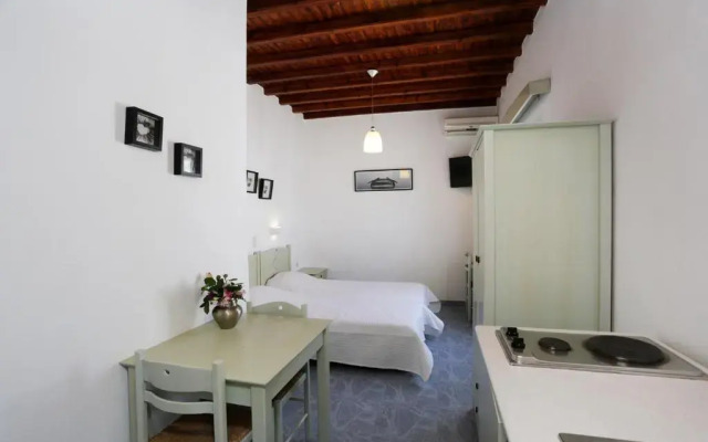 Morfoula's Studios