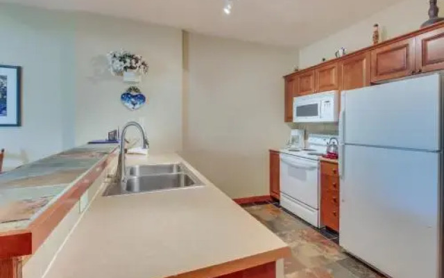 Powderhorn Lodge 107: Columbine Suite