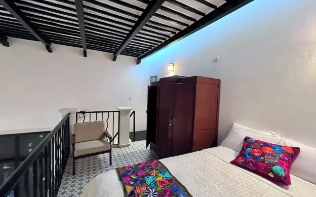 Espectacular casona con alberca y jardines